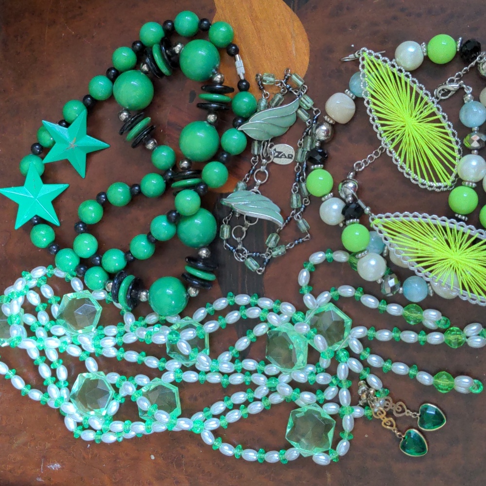 A266 🔥 5 For $35 🔥Shades of Green: Four Necklace and Pierced Earring Sets